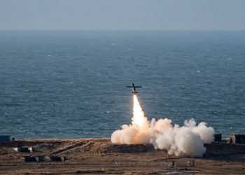 UK rushes new long-range strike weapons for Ukraine UK rushes new long-range strike weapons for Ukraine